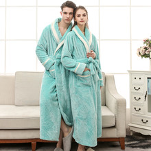Утепленный фланелевый Халат для влюбленных пар, мужская и женская одежда для сна с длинными рукавами на осень и зиму, теплый халат из кораллового флиса 2024 - купить недорого