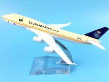 plane model Boeing 747-200 Saudi aviation aircraft  B747 16cm simulation airplane model for kids toys Christmas gift 2024 - buy cheap