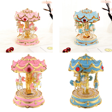 Carousel 3 Horses Merry-Go-Round Wind-Up Mechanical Music Box Toy Home Christmas Decor Ornament Xmas Gift 2024 - buy cheap