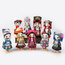 Guizhou boneca característica nacionais boneca vestido boneca artesanal de estilo chinês decoração de mesa presente para garotas 2024 - compre barato