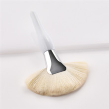 1pcs Soft Makeup Large Fan Brush Foundation Blush Blusher Powder Highlighter Brush Professional Makeup Brushes Cosmetic Tool 2024 - buy cheap