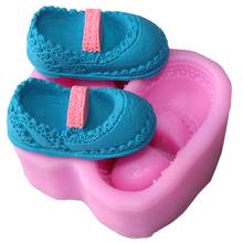 1PCS HOT Lovely Baby Shoes Silicone Cake Mold Mould Cutter Fondant Cake Decorating Tools   D289 2024 - buy cheap