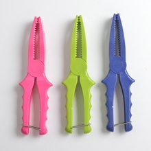 Fishing Pliers Gripper Fish Clamp Grip Ocean Boat Catch Release  ABS Plastic Fish Body Holder Carp Tackle Fishing Accessories 2024 - buy cheap
