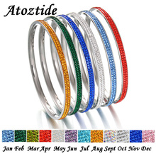 Женские круглые браслеты Atoztide, 12 цветов, блестящие браслеты из нержавеющей стали с кристаллами для влюбленных 2024 - купить недорого