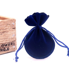 100 шт./лот 7*9 см бархатная сумка Королевского синего цвета, мешочки для ювелирных изделий, Подарочный мешок на шнурке, подвески для ожерелья, сумки для упаковки ювелирных изделий 2024 - купить недорого