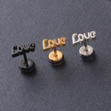 Серьги-гвоздики из титановой стали с надписью «LOVE» 2024 - купить недорого
