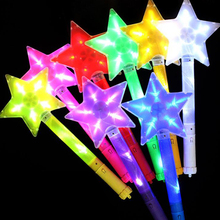 Светодиодные Игрушки для вечеринок, разноцветные СВЕТОДИОДНЫЕ Палочки со звездами, Rally Rave Cheer Batons, светящиеся палочки для вечеринок 2024 - купить недорого