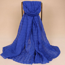 Женская модная однотонная клетчатая шаль из вискозы 2020, шарф со складками, глушитель, повязка на голову, накидка-шаль, мусульманский хиджаб 180*85 см 2024 - купить недорого