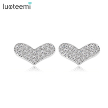 LUOTEEMI-pendientes pequeños de circonia cúbica para mujer, aretes pequeños en forma de Corazon, joyería de Navidad, venta al por mayor 2024 - compra barato