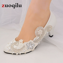 Elegant Glittering Rhinestone Pointed Wedding Shoes Bride Crystal Pumps For Party Evening Shoes high heels Women Shoes 2024 - buy cheap