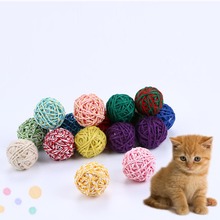 1pc fio pet gato brinquedo bola filhote de cachorro brinquedo interativo cor aleatória 2024 - compre barato