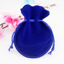 50 pçs/lote Azul Royal Velvet Saco Cabaça Saco de Jóias 8*10 cm Pequenos Encantos Jóias Embalagem Bolsa Com Cordão Sacos Saco do Presente de casamento 2024 - compre barato