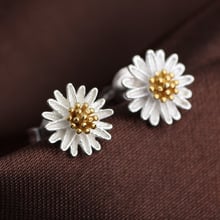 DreamySky-Pendientes de flores de Margarita pequeña para mujer, joyería coreana, aretes 2024 - compra barato