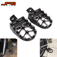 Motorcycle CNC Foot Pegs Footpeg Pedals Foot Rests For Harley Softai Touring Dyna CVO Sportster XL1200 XL883 883 Super Glide 2024 - buy cheap