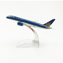 Vietnam Airlines airplane Boeing 787 diecast 1:400  16CM Metal alloy airplane model toys for children aeroplane model MX20 2024 - buy cheap