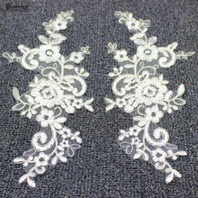 YACKALASI-Parches de encaje de flores para boda, tocados florales, bordado de flores 3D, pares de espejos, adornos de costura de plata de 24x10cm 2024 - compra barato