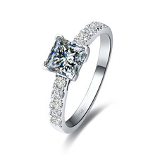Anel de moissanite cortada por princesa 1ct, designer real, 18k, ouro branco, anel feminino de moissanite, anel de noivado 2024 - compre barato