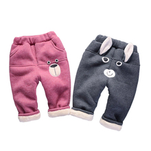 Pantalones calientes de invierno para bebés, bombachos de terciopelo con dibujos animados, algodón grueso 2024 - compra barato