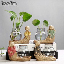 Florero de vidrio de cerámica china para decoración de escritorio, pequeño Monje, contenedor de plantas verdes hidropónicas, té y mascota 2024 - compra barato