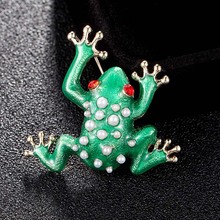 Donia jewelry Cute Enamel frog brooch rhinestone crystal needle brooch for female Christmas hijab accessories collares Broches 2024 - buy cheap