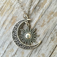 Novo vintage sol lua encantos pingentes colar de prata crescente lua corrente celestial colares para mulheres masculino jóias presente criativo 2024 - compre barato