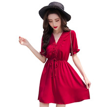 ZB3076-vestido de verano de manga corta para mujer, novedad de verano, moda coreana, sexy, con cuello en V, rojo, barato, venta al por mayor, 2020 2024 - compra barato