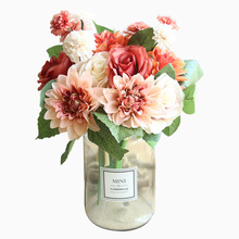 Ramo de flores de seda para decoración del hogar, ramo de rosas artificiales, hojas falsas vívidas de otoño para boda 2024 - compra barato
