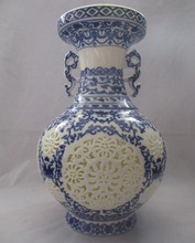 Collect  H:11  inch Chinese Blue and White Porcelain Two ears vase /Classic Jingdezhen Ceramic tabletop Vase V00013 2024 - buy cheap