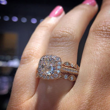 Классические женские кольца с квадратным геометрическим кристаллом, Золотое кольцо, роскошное женское свадебное украшение для вечеринки, аксессуары 2024 - купить недорого