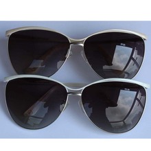 Gafas de sol deportivas polarizadas para mujer, lentes de sol ovaladas con espejo de conducción, lentes polarizadas blancas, caqui y grises 2024 - compra barato