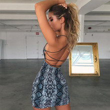 Женское облегающее мини-платье со змеиным принтом, Клубное Открытое платье с открытой спиной, осень 2019 2024 - купить недорого
