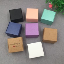 Caja de Papel Kraft de colores para joyería, caja de regalo pequeña para jabón hecho a mano, caja de embalaje para regalar, 4x4x2,5 cm, 30 unids/lote 2024 - compra barato