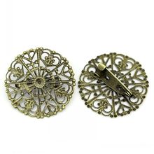 DoreenBeads-broches de cobre de bronce antiguo redondo, patrón de flores hueco, 3,2 cm x 3,1 cm,20 piezas 2024 - compra barato