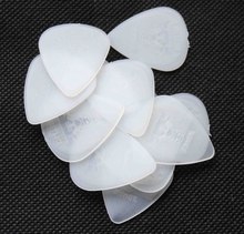 100 pieces guitar picks 0.46MM thickness anti-skidding nylon guitar picks 100 pcs guitar picks free shipping 2024 - buy cheap