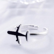 Novidade personalidade bela prata esterlina 925 aeronave preto epóxi feminino anéis de abertura de personalidade presilha 59 2024 - compre barato