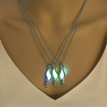 Brilhante tocha forma de luz pingente colar feminino brilho no escuro moda colar luminosa decoração geométrica jóias 2024 - compre barato