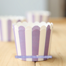 Frete grátis pequeno branco roxo cupcake forros copos casos coloridos, decorativo bolo de muffin cozimento copo molde para festa de casamento 2024 - compre barato