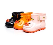 Детские ботинки; дизайнерские непромокаемые сапоги для девочек с рисунком утки; силиконовая обувь для мальчиков; непромокаемые сапоги; короткая водонепроницаемая обувь; детские сапоги 2024 - купить недорого