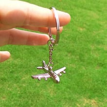 Modelo de aeronave Metal KeyChain 3D Avião de Brinquedo de Presente para As Mulheres Homens Pingente 2024 - compre barato