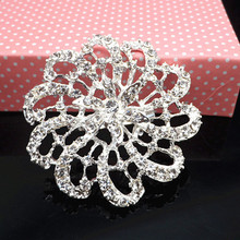 Brillante diamante de imitación de cristal bonita flor Floral broche de plata boda 2024 - compra barato