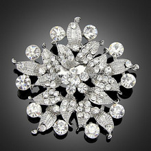 Vintage Silver Tone Clear Crystal Flower Pin Brooch Rhodium Plated Jewelry Brooch For Wedding Big Flower Diamante Brooch 2024 - buy cheap
