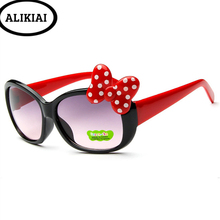 Retro Brand Design Lovely Fashion Butterfly Bow Tie Sunglasses Girls Go Out To Play 8 Colors UV400 2024 - buy cheap