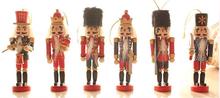 6 pcs 12 cm Nutcracker De Madeira Pintadas À Mão Bonecas Figurinhas Enfeites De Natal Para Amigos e Crianças Para Casa Acessórios de Decoração 2024 - compre barato