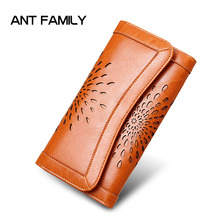 Дамский винтажный кошелек из натуральной кожи, удлиненный модный бумажник с 3 складками, ажурный цветочный клатч с монетницей и Rfid-защитой 2024 - купить недорого