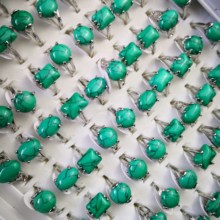 15 шт. женские модные кольца с серебряным покрытием из зеленого камня, ювелирные изделия оптом в партии LR073 2024 - купить недорого