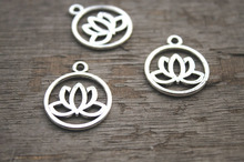 20 piezas. Amuleto con flor de loto s antiguo tibetano Plata 2 de amuleto con flor de loto colgantes 24x20mm 2024 - compra barato