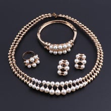 Oeoeos simulado pérola festa conjuntos de jóias para o casamento feminino ouro cor colar brincos pulseira anéis acessórios 2024 - compre barato