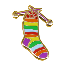 Calcetines de arcoíris con pin esmaltado para tejer, broche de ganchillo e hilo, medias cálidas, insignias de arte, accesorios de artesanía de estilo creativo 2024 - compra barato