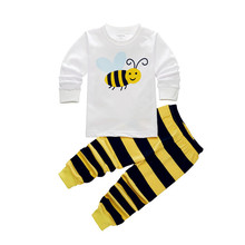 Conjunto de pijamas de abeja para niños, ropa de dormir de algodón con dibujos animados, traje de 2 a 7 años, moda de otoño, novedad 2024 - compra barato