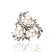 1.5" Rhodium Silver Tone Vintage Look Alloy Rhinestone Crystal and Faux Cream Pearl Brooch Free shipping 2024 - buy cheap